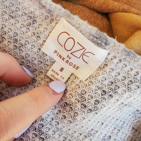 NWT Cozie by Pink Rose White Gray Leopard Print Drawstring Crop Top Size Small - Picture 4 of 15